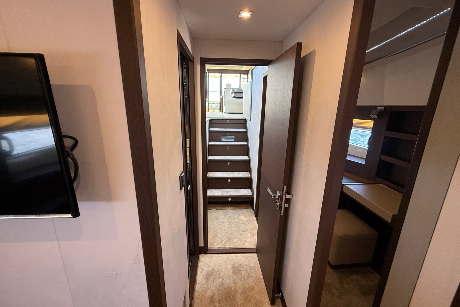 2017 Prestige 630
