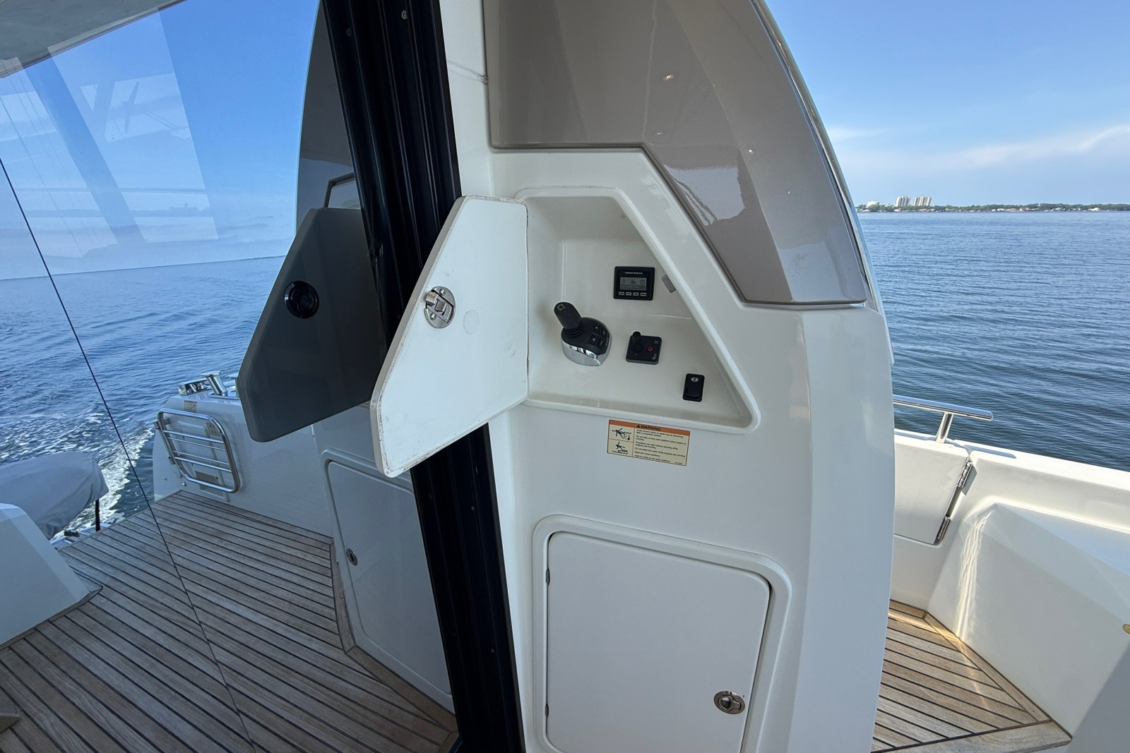 2017 Prestige 630