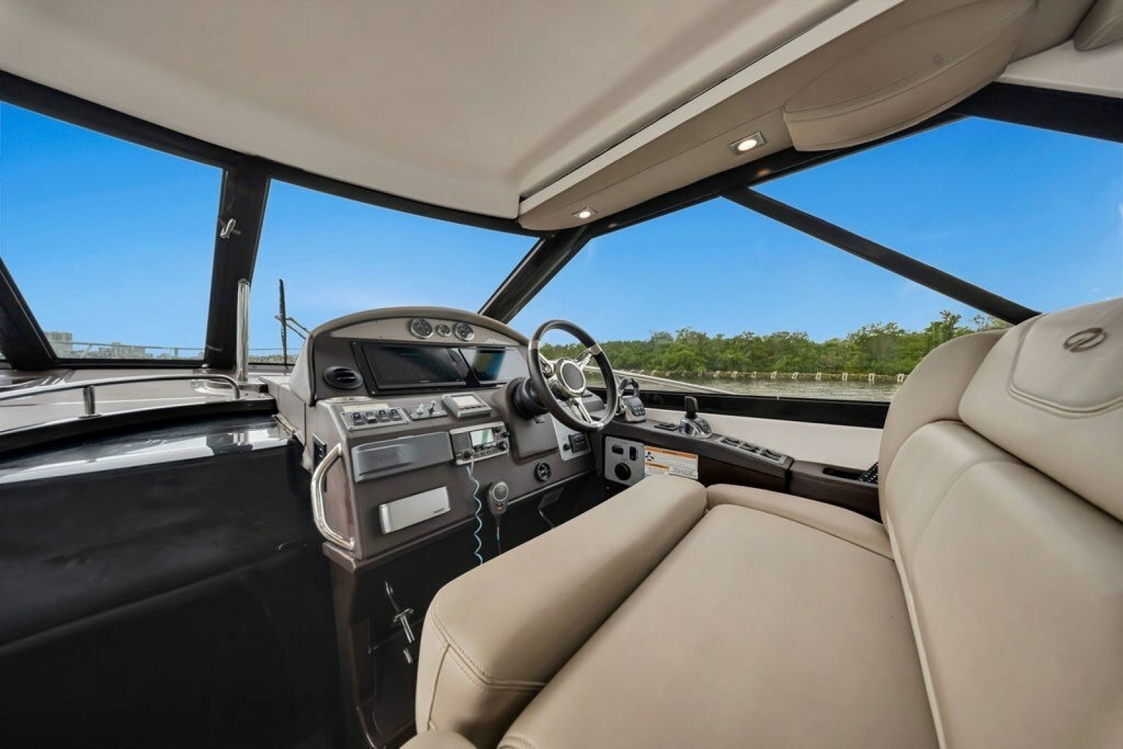 2014 Regal 42 Sport Coupe
