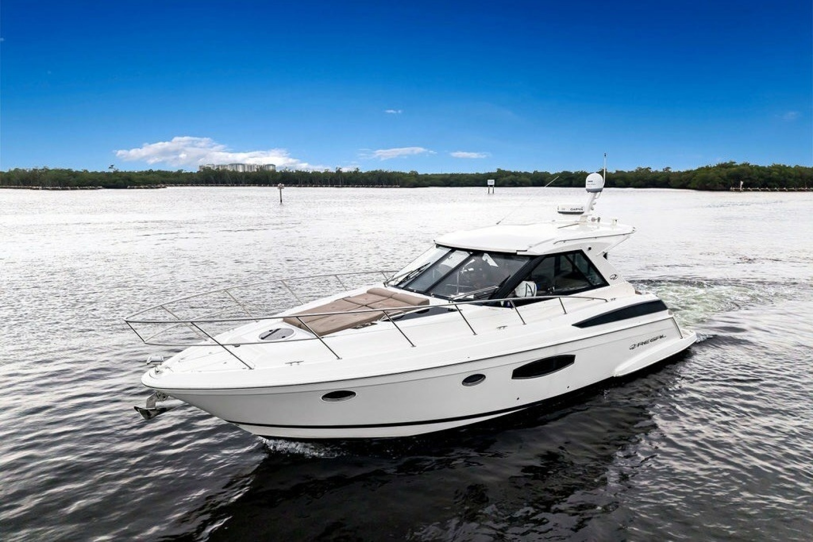 2014 Regal 42 Sport Coupe