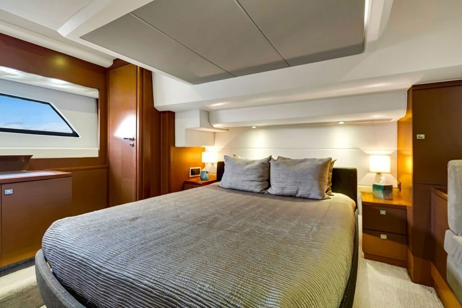 2013 Prestige 550