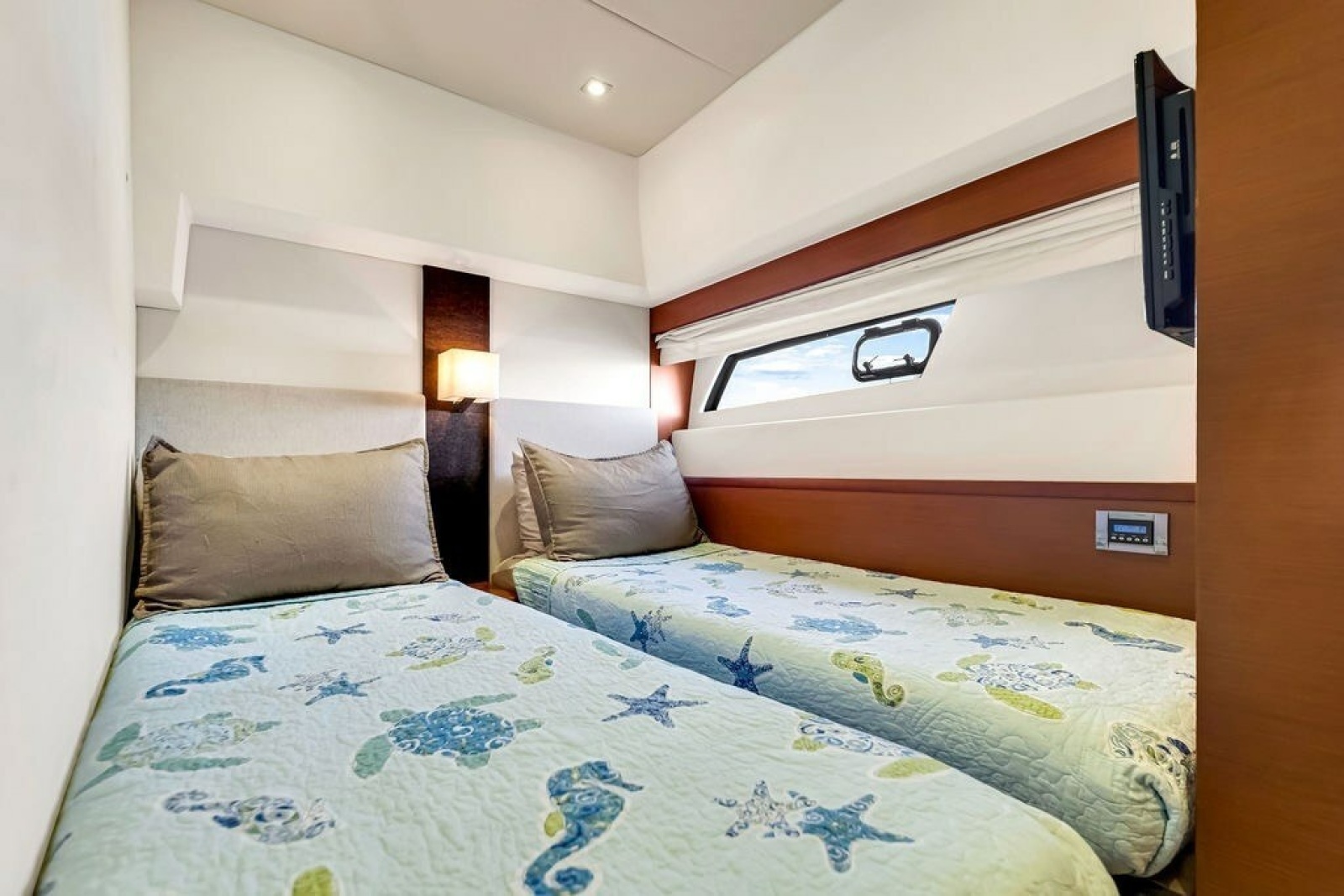 2013 Prestige 550