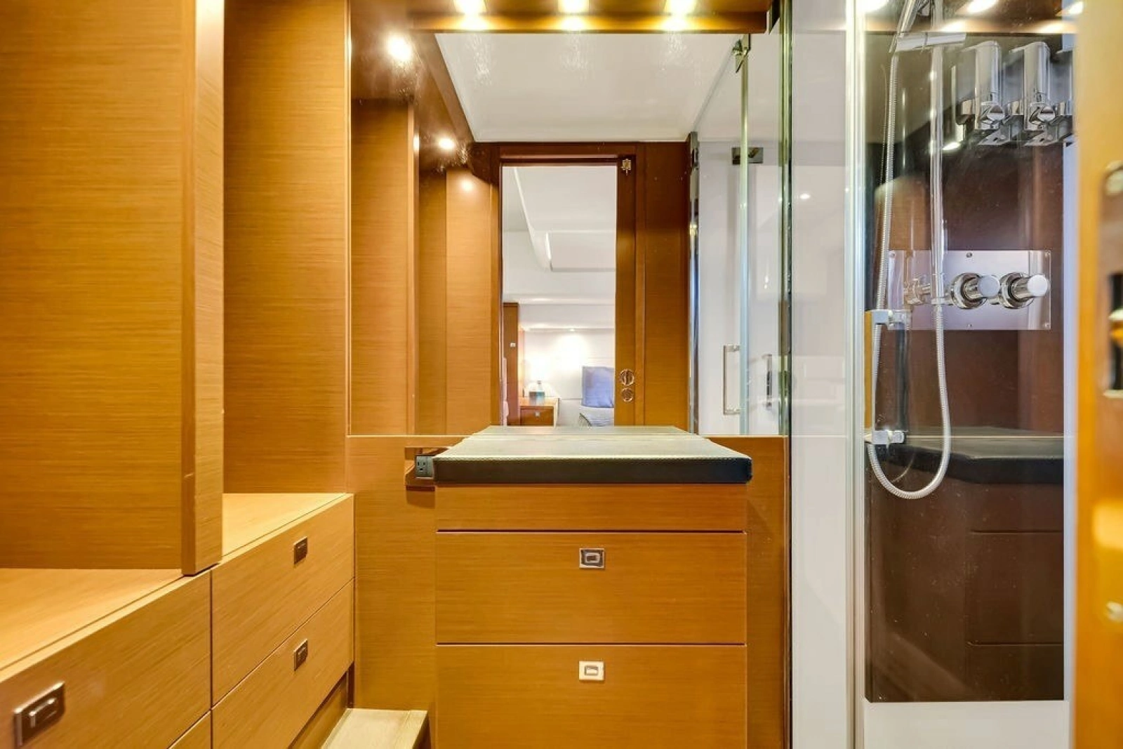 2013 Prestige 550