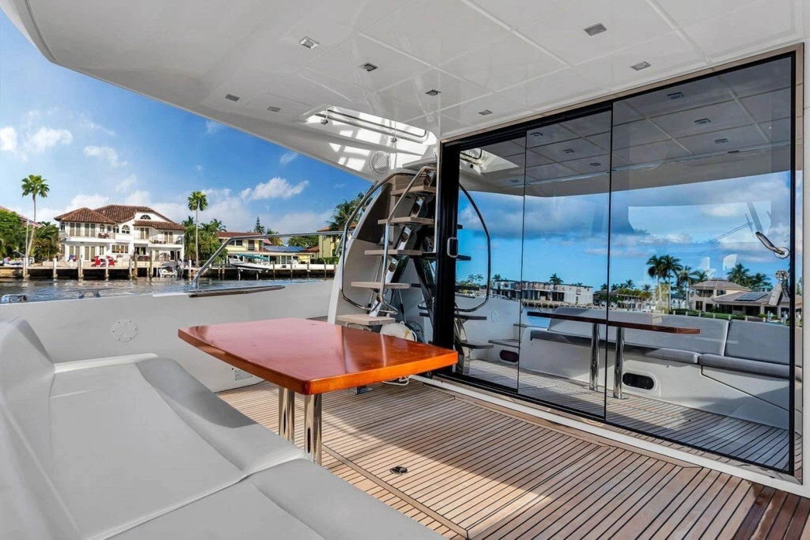 2013 Prestige 550