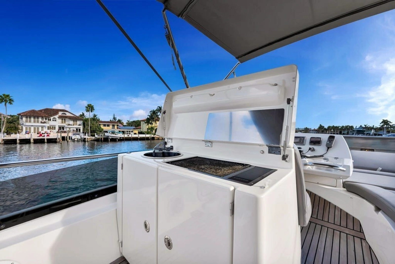 2013 Prestige 550