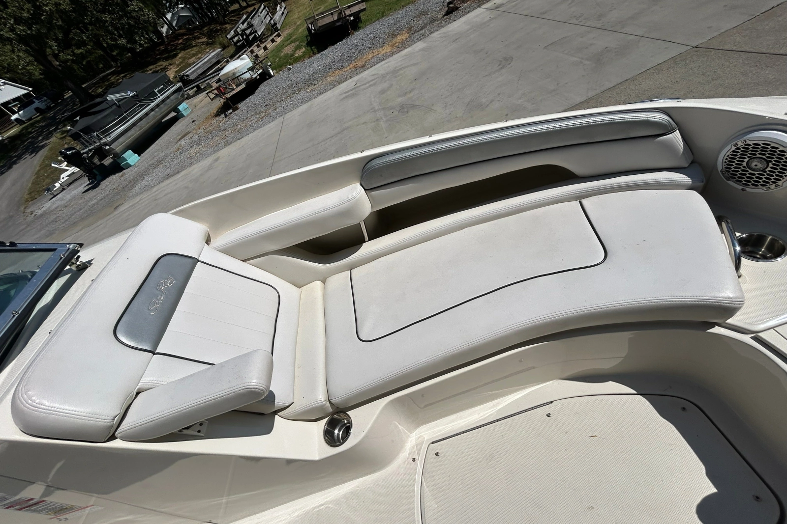 2010 Sea Ray 260 Sundeck