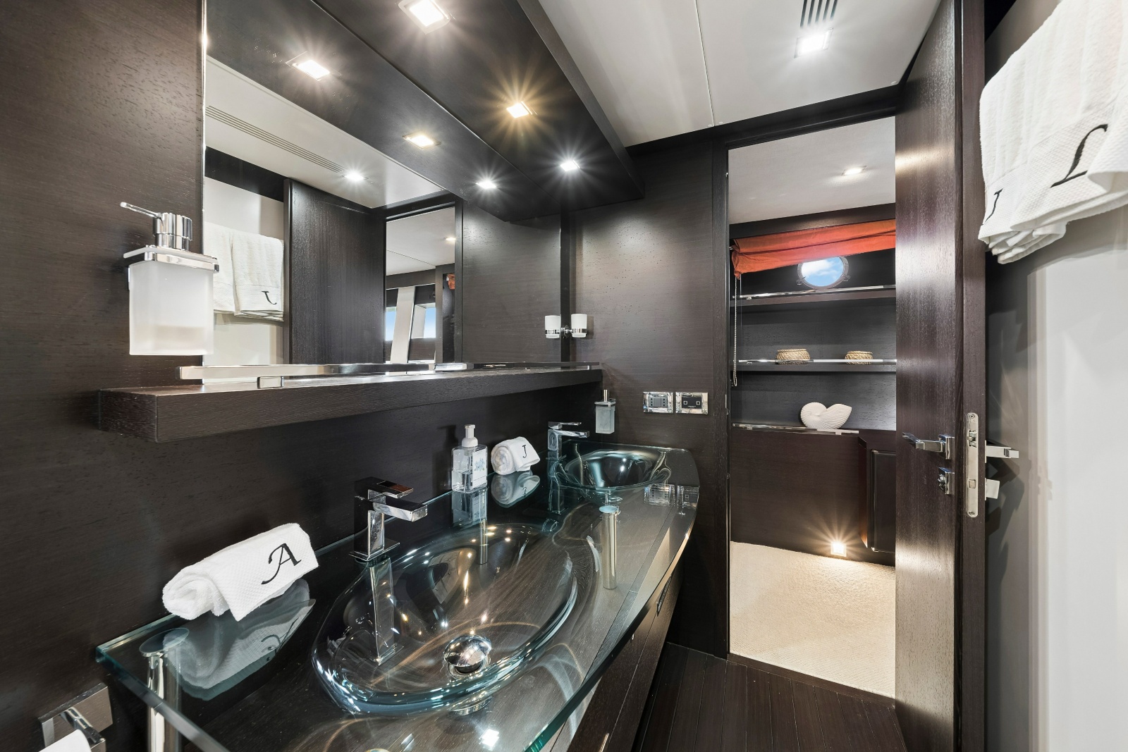 2009 Azimut 86S