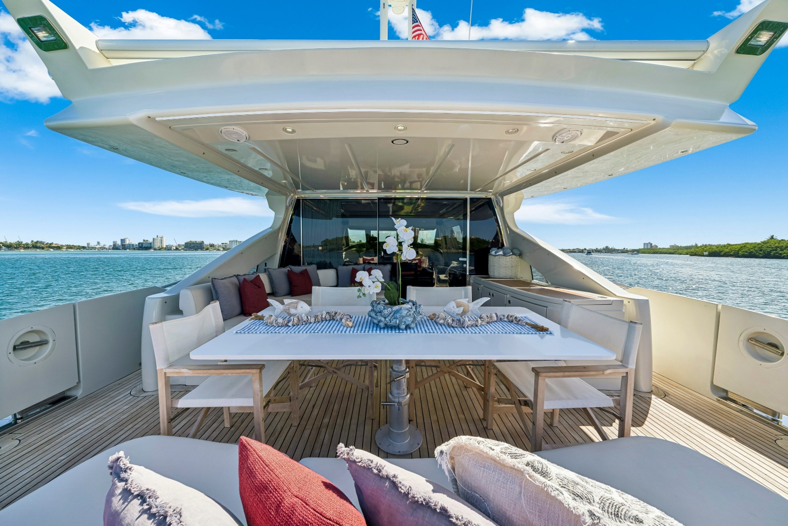 2009 Azimut 86S