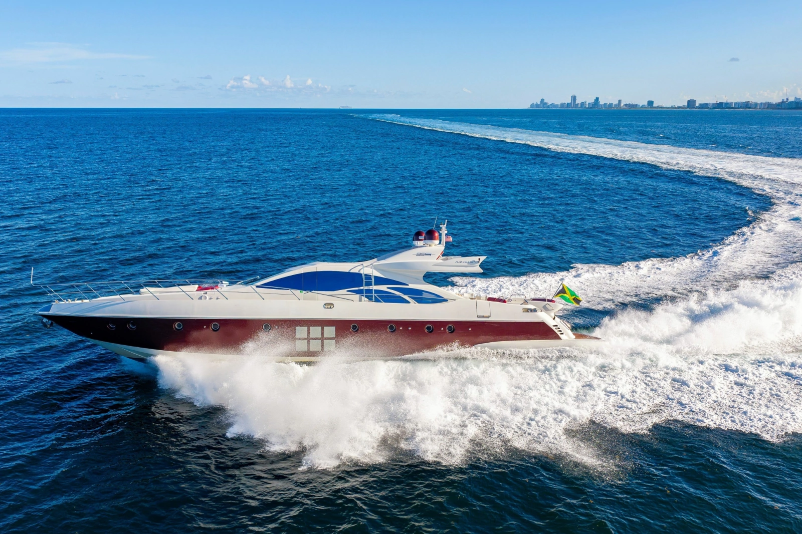 2009 Azimut 86S