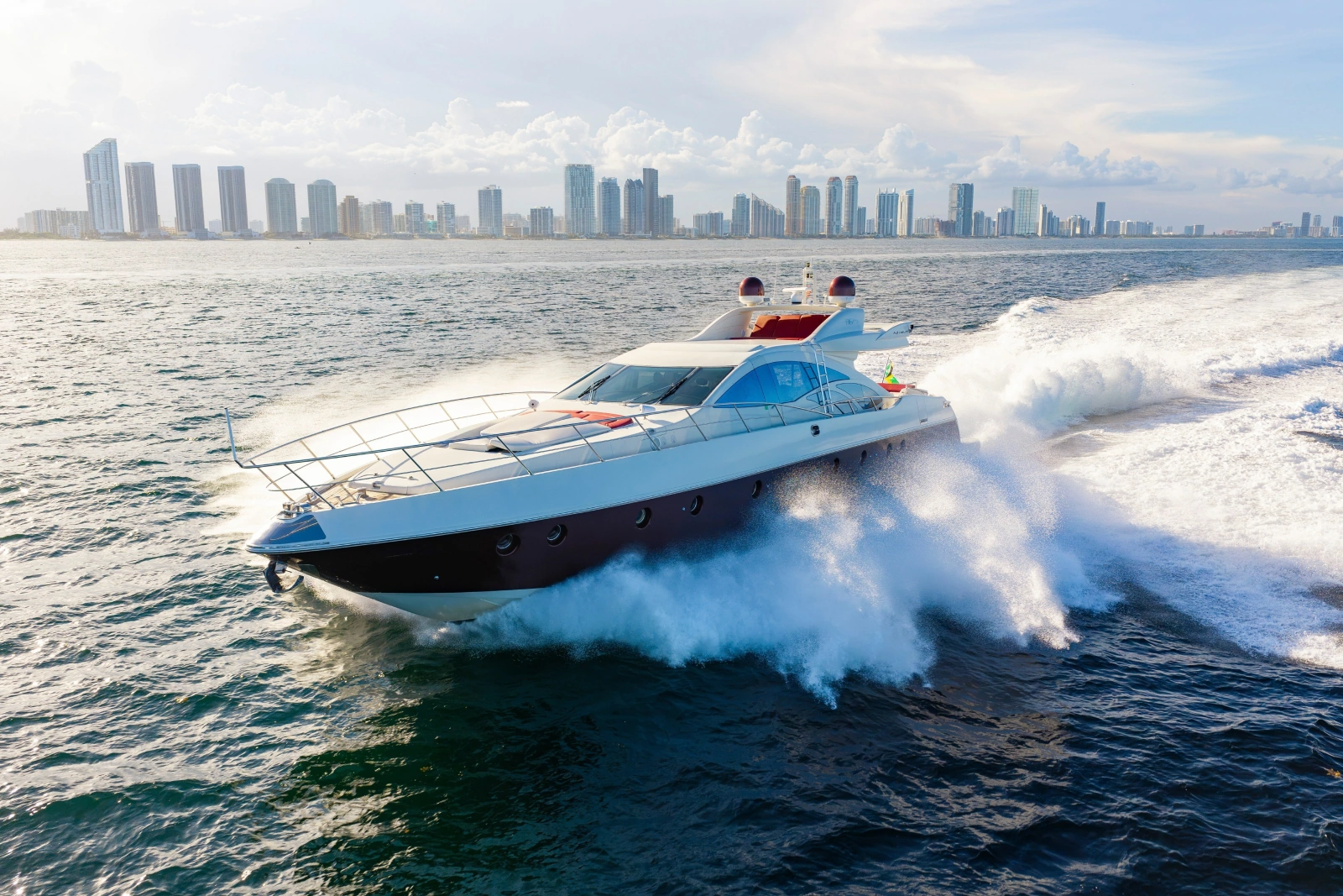 2009 Azimut 86S