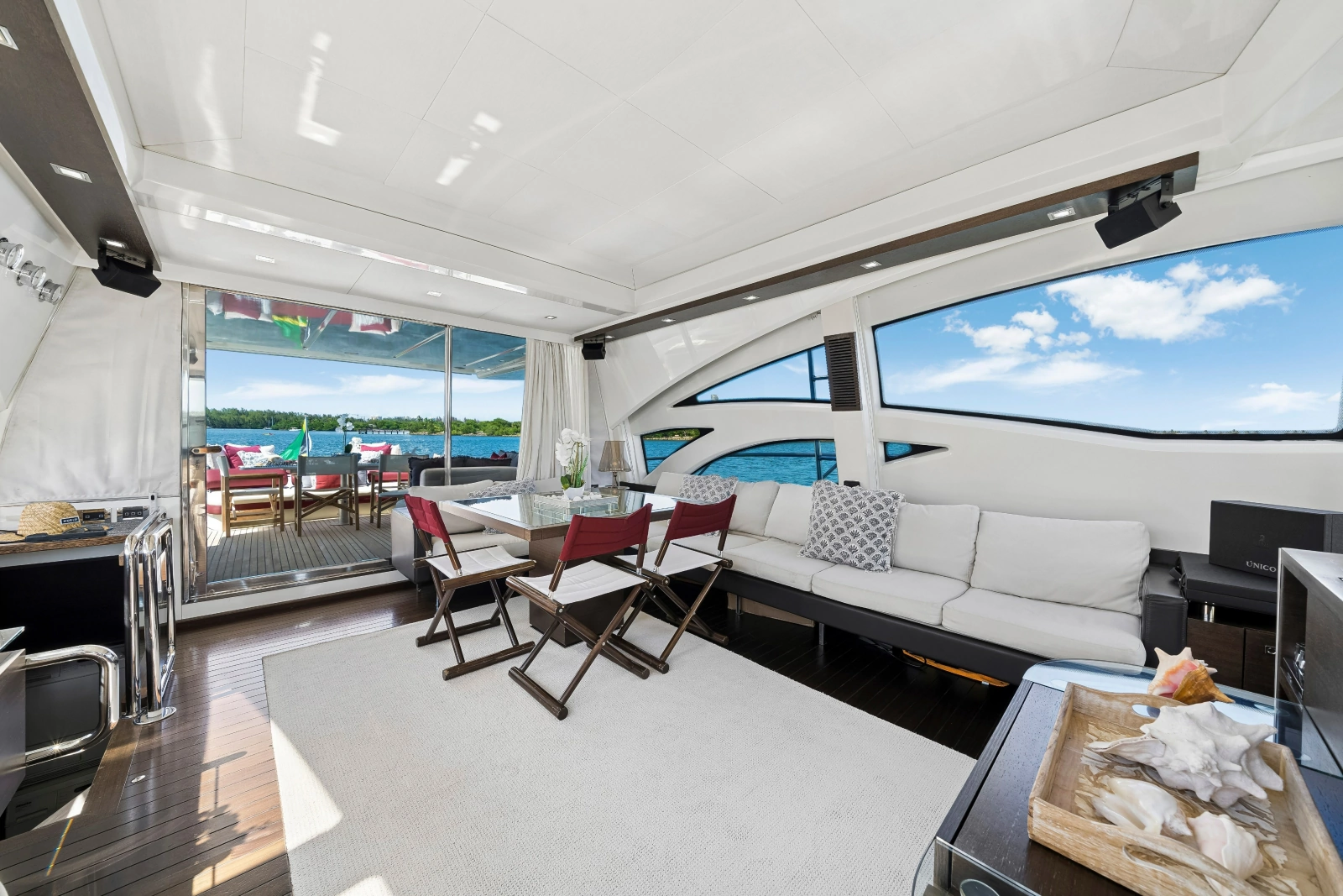 2009 Azimut 86S