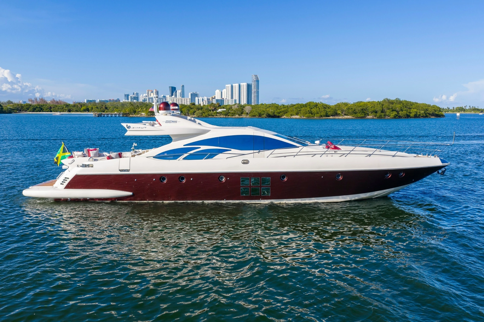 2009 Azimut 86S