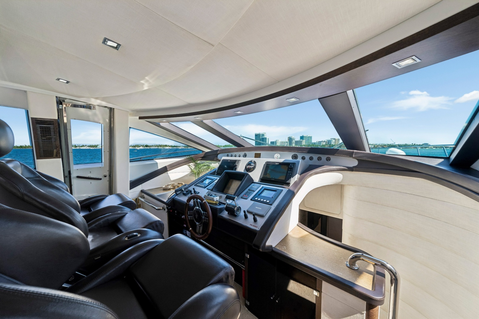 2009 Azimut 86S