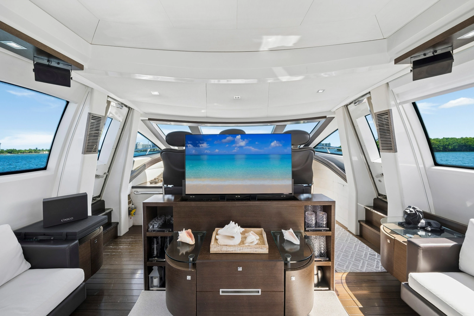 2009 Azimut 86S
