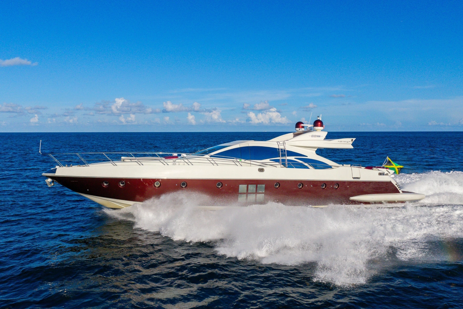2009 Azimut 86S