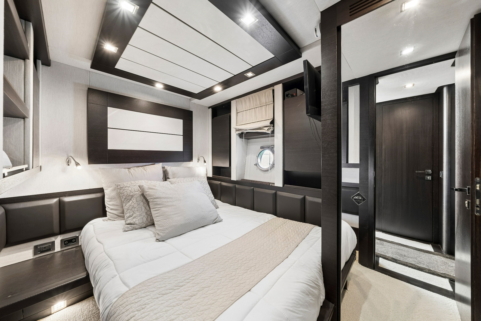 2009 Azimut 86S