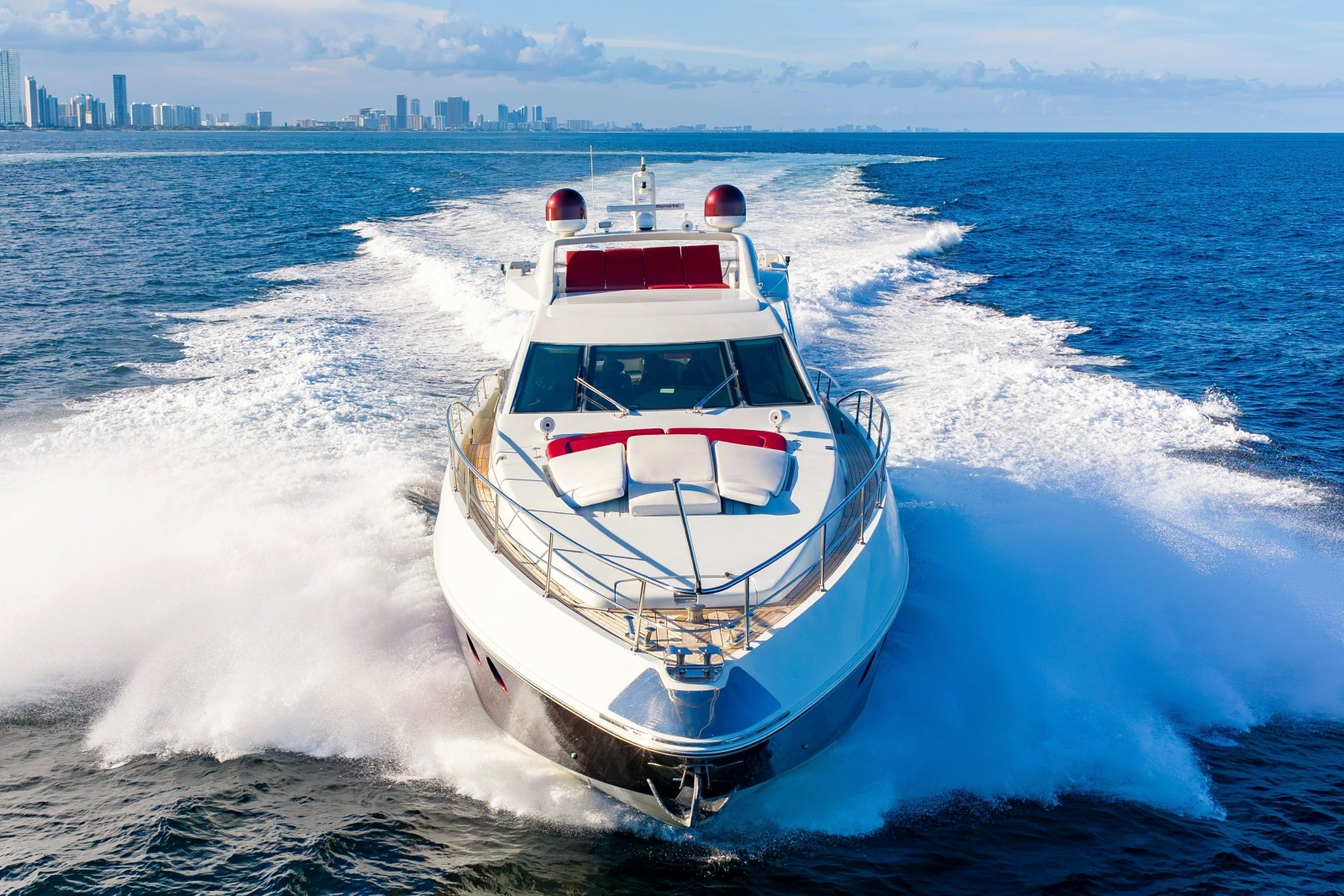 2009 Azimut 86S