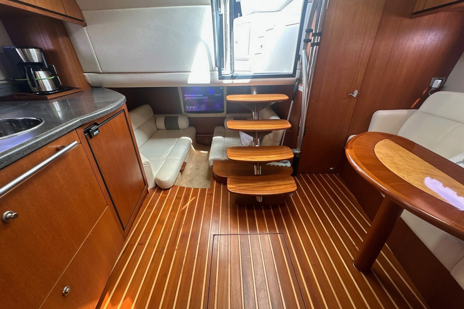 2009 Tiara Yachts 3500 Sovran