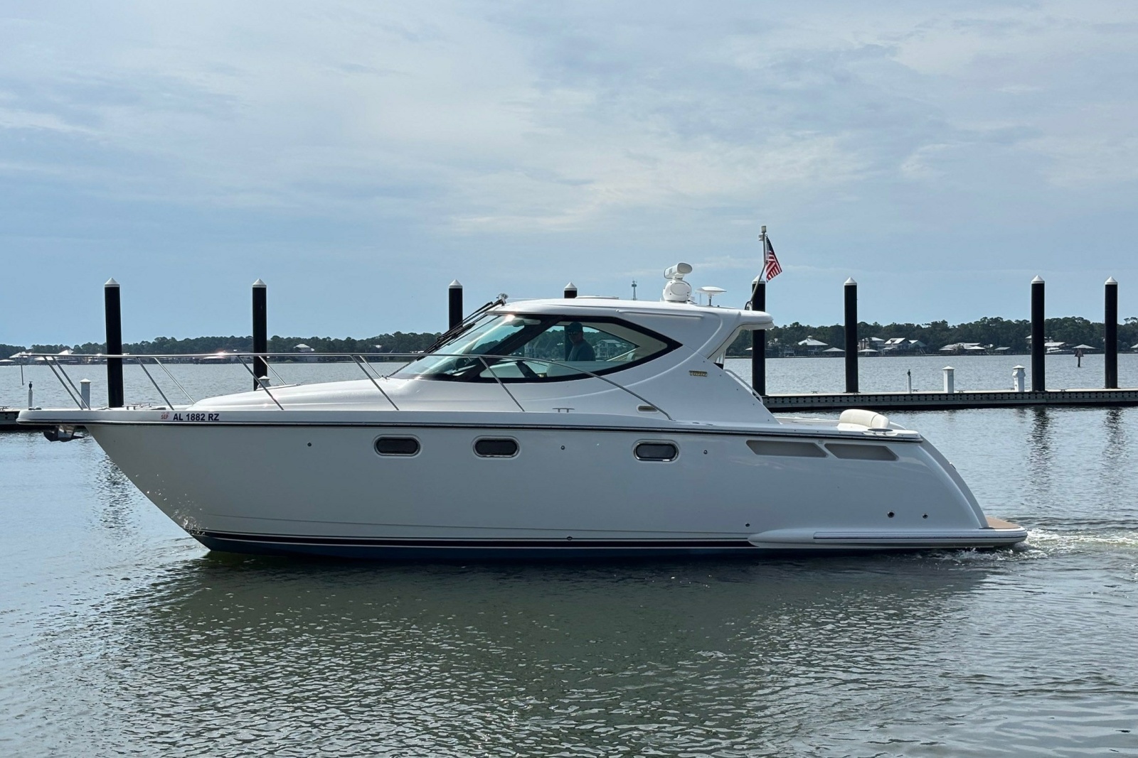 2009 Tiara Yachts 3500 Sovran