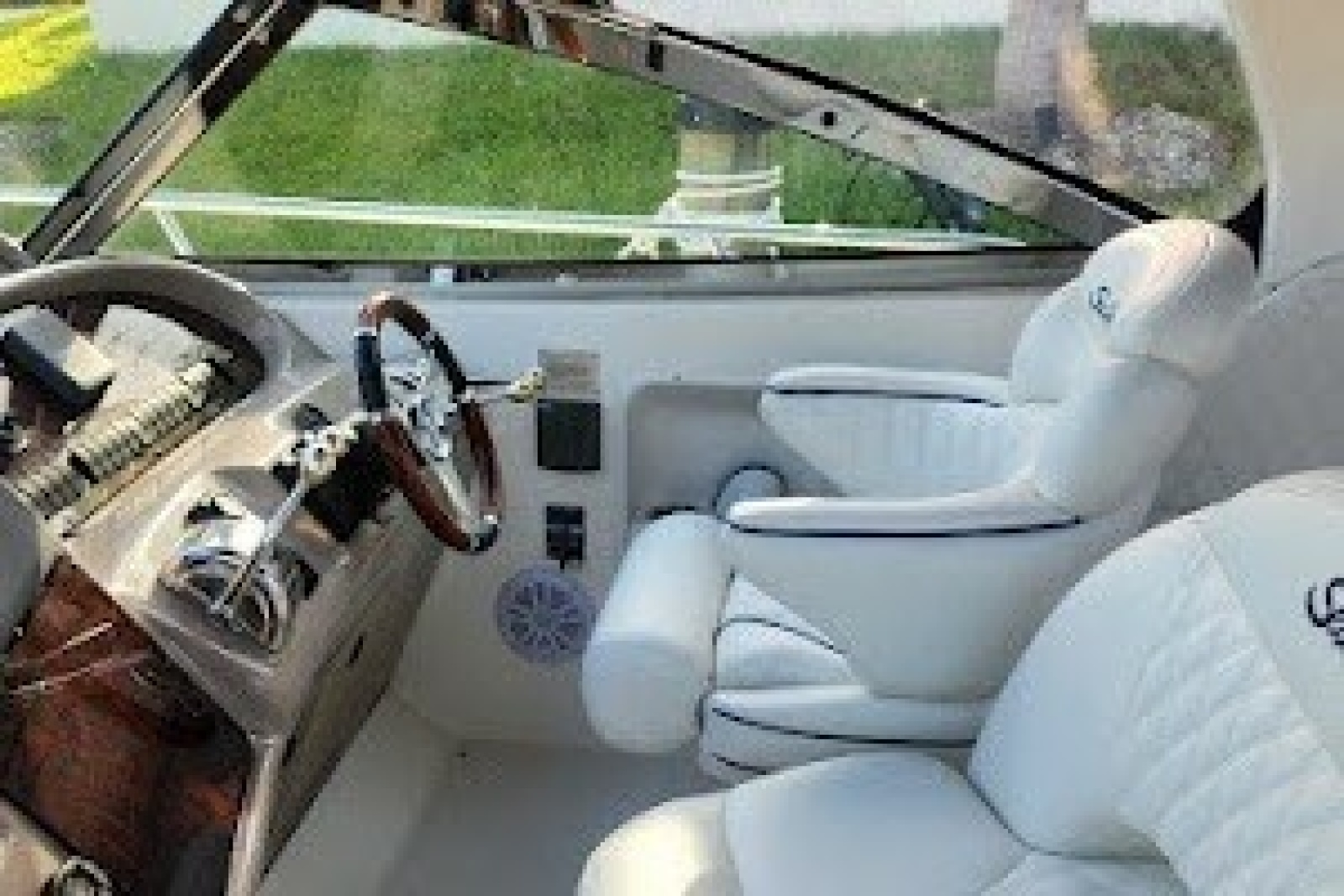 2004 Sea Ray 380 Sundancer