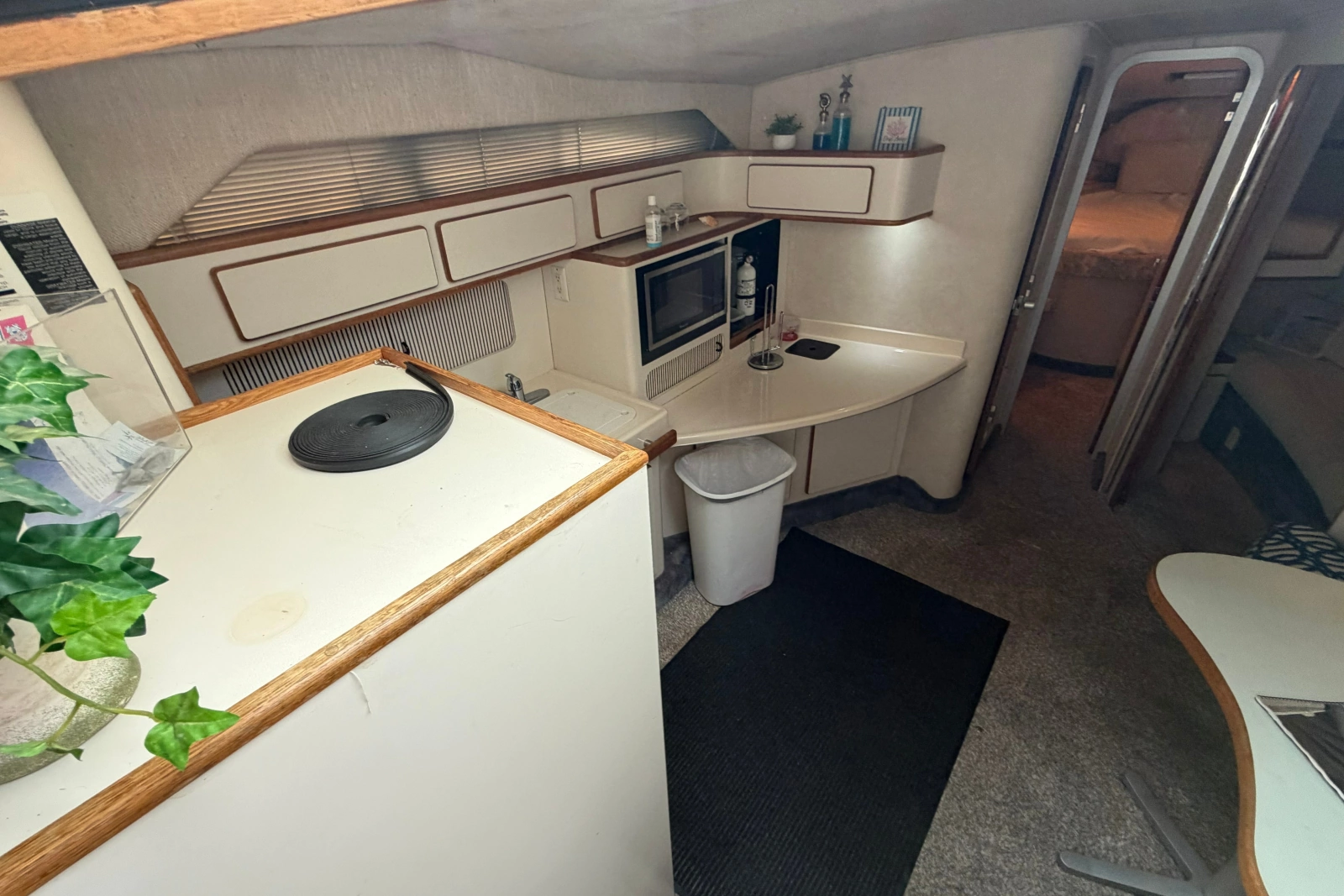 1993 Sea Ray 400 Express Cruiser