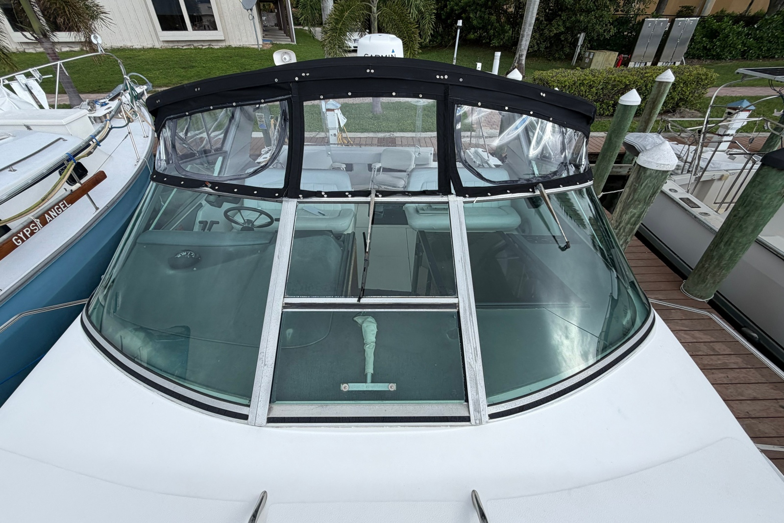 1993 Sea Ray 400 Express Cruiser
