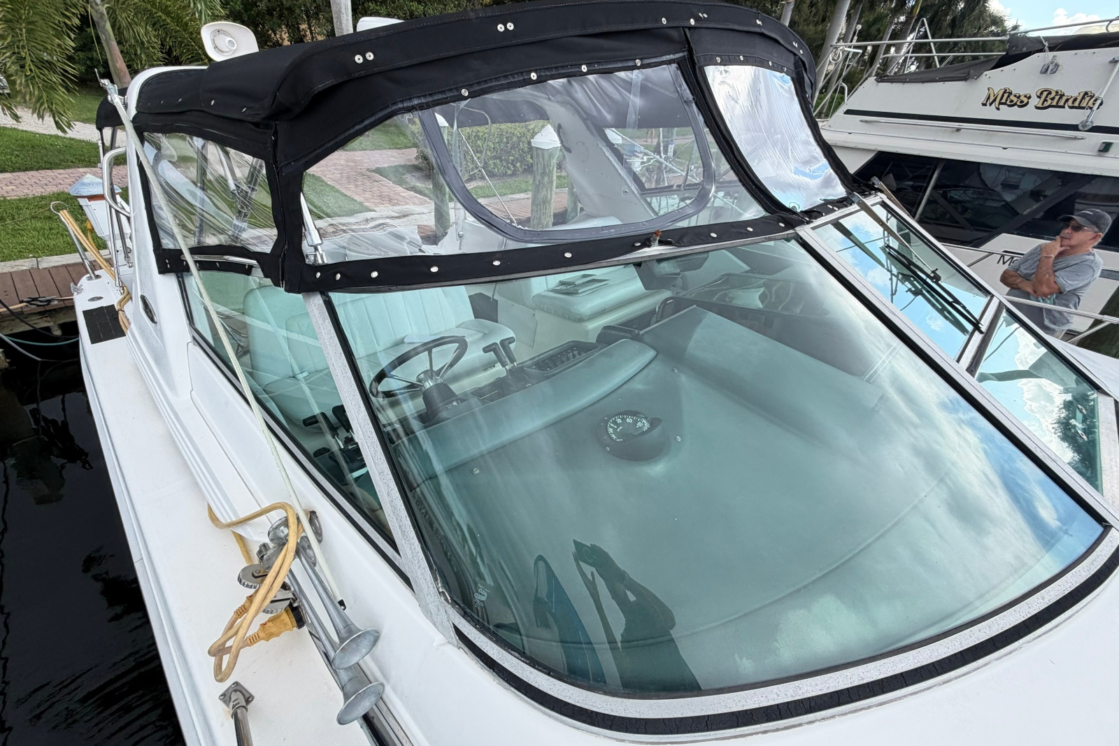 1993 Sea Ray 400 Express Cruiser