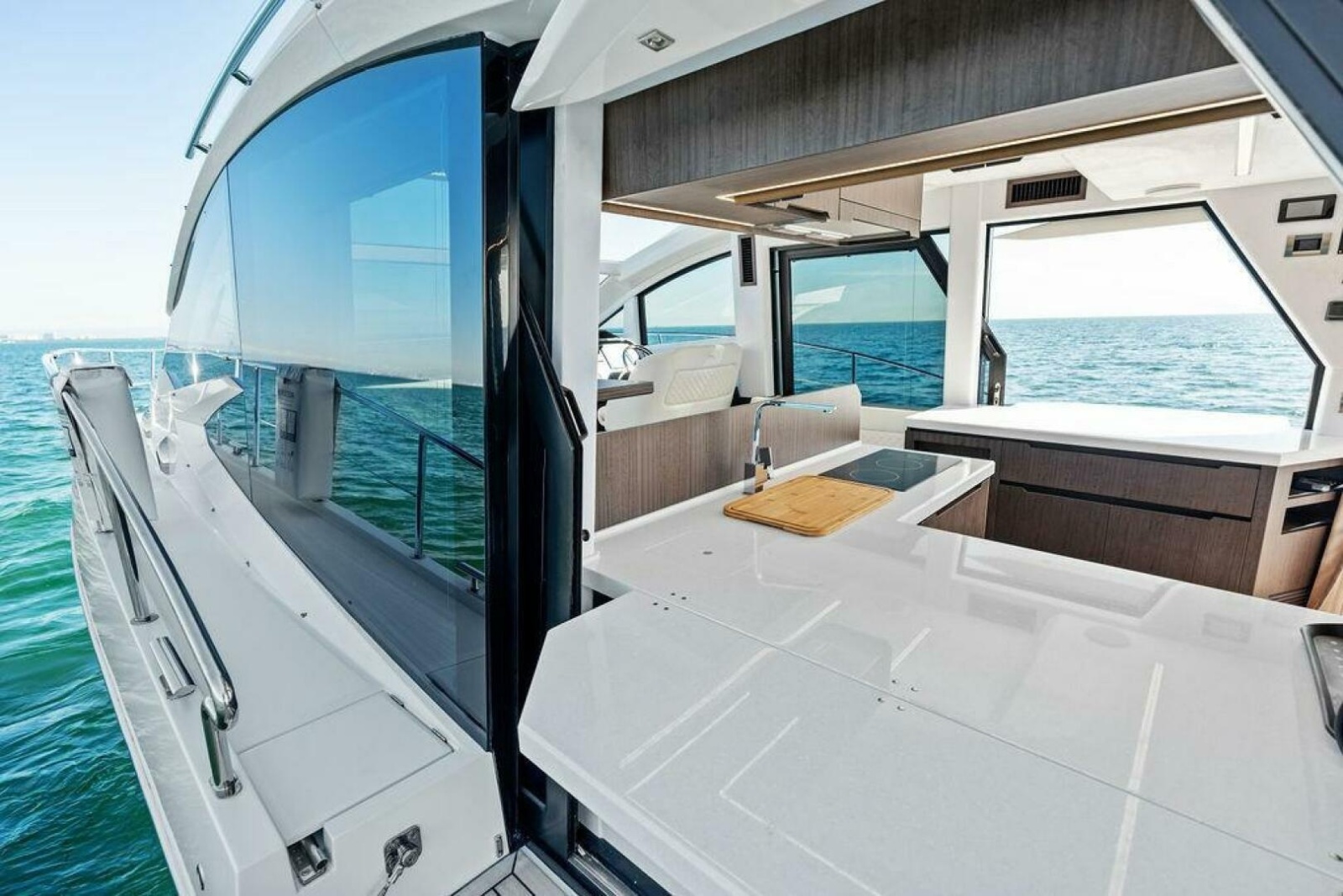 2024 Galeon 470 Sky