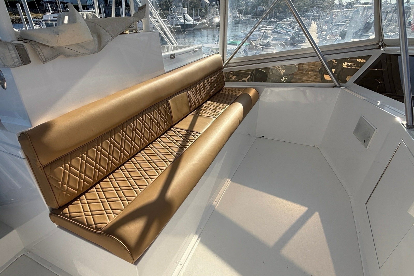 1989 Viking 48 Convertible