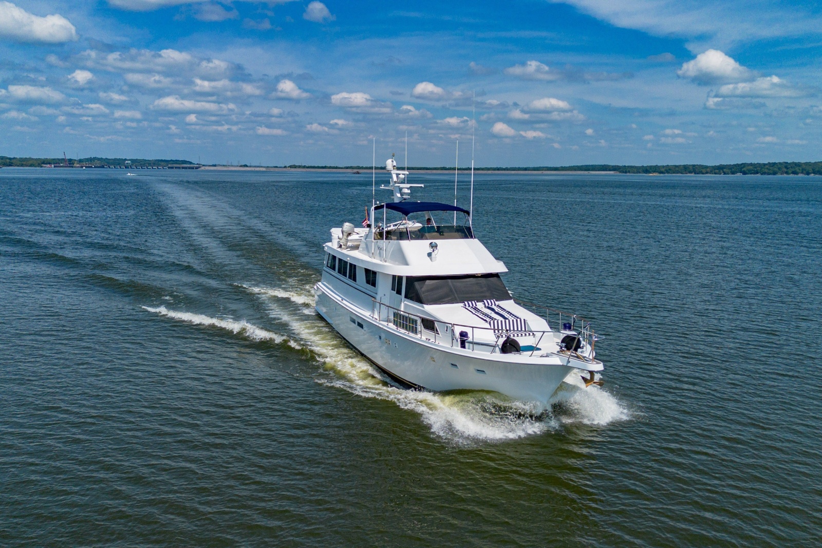 1988 Hatteras 70 Cockpit Motor Yacht