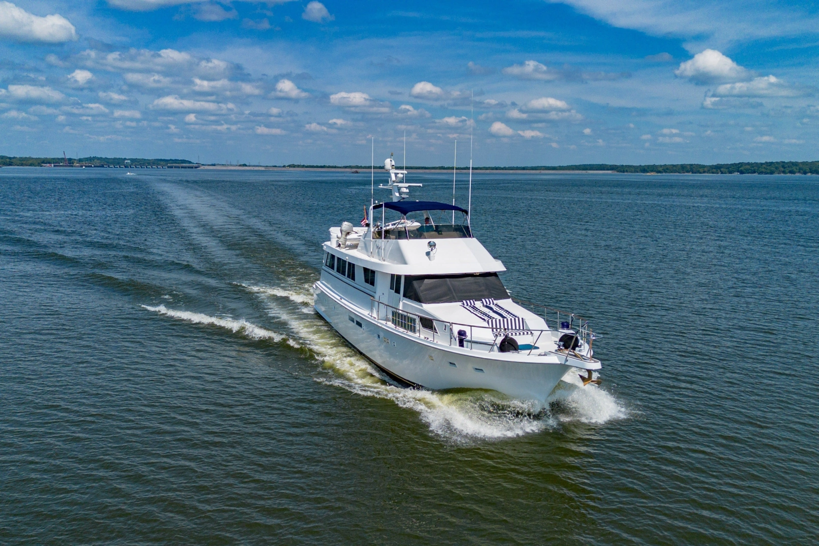 1988 Hatteras 70 Cockpit Motor Yacht