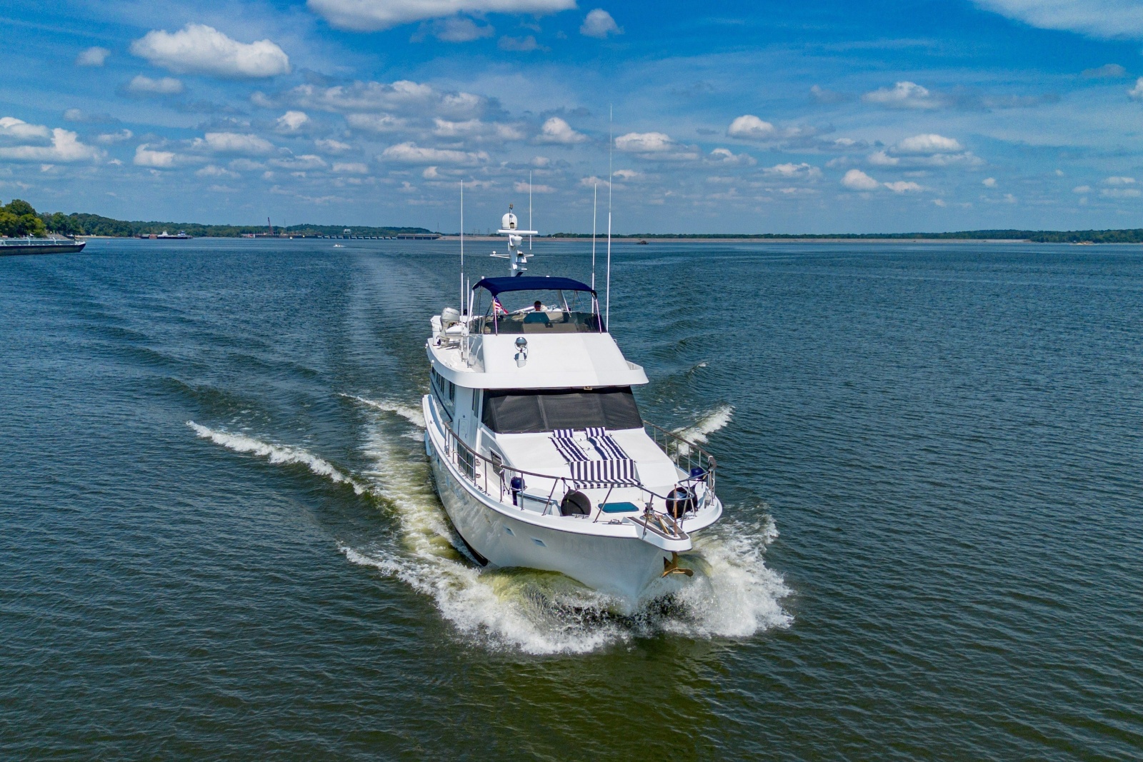 1988 Hatteras 70 Cockpit Motor Yacht