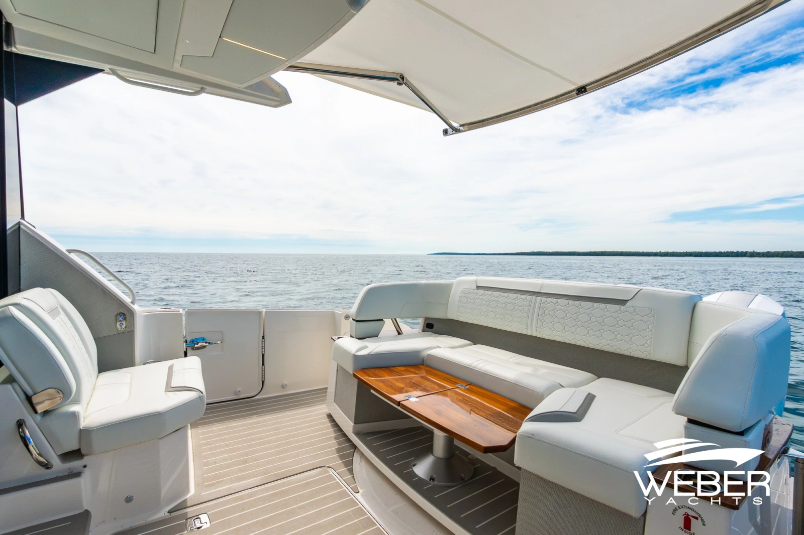 2026 Tiara Yachts 