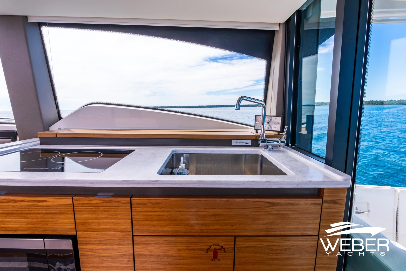 2026 Tiara Yachts 