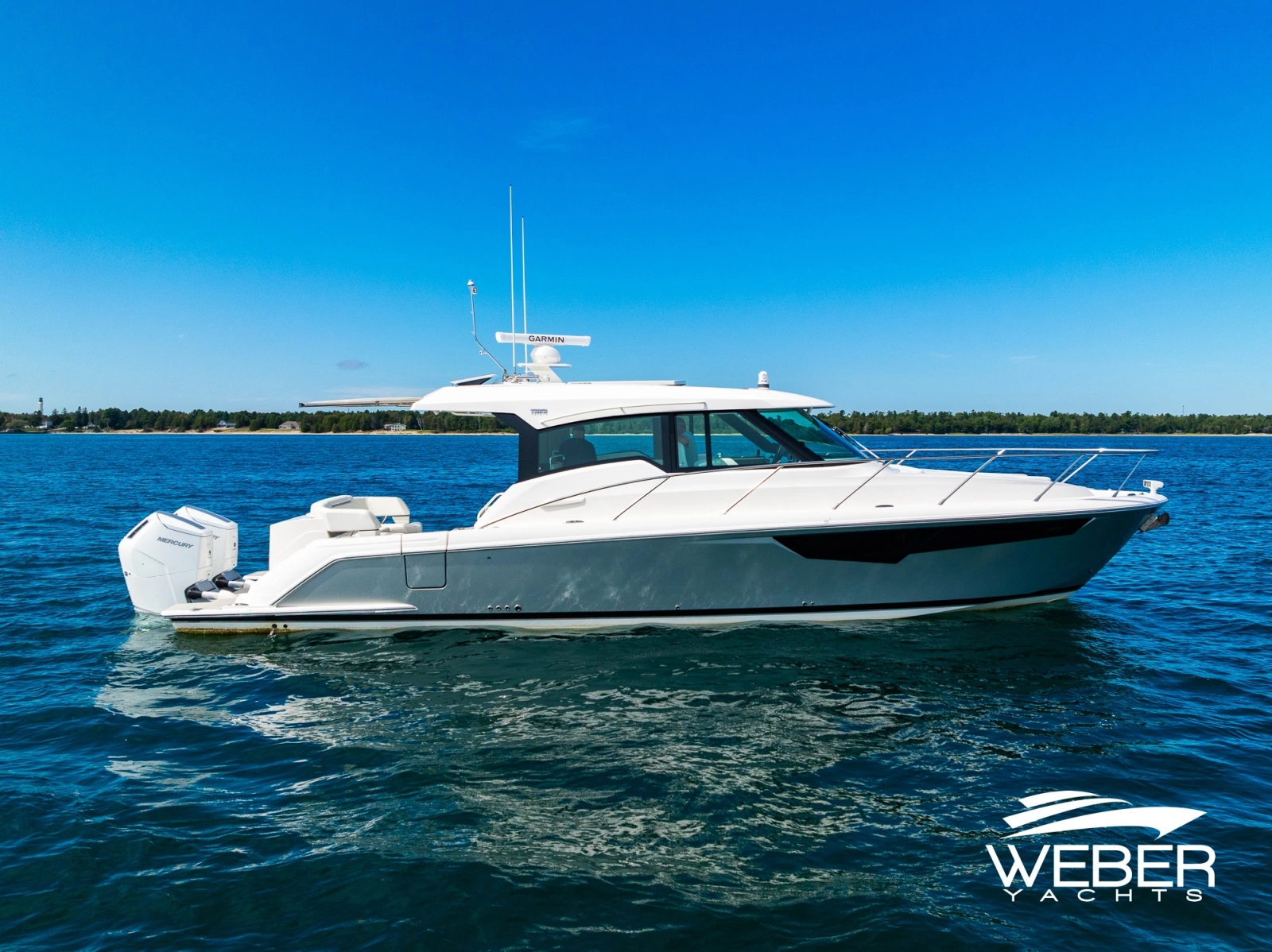 2026 Tiara Yachts 