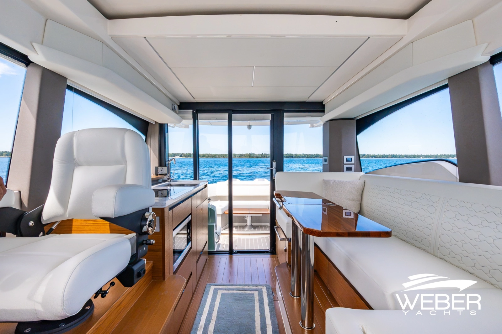 2026 Tiara Yachts 