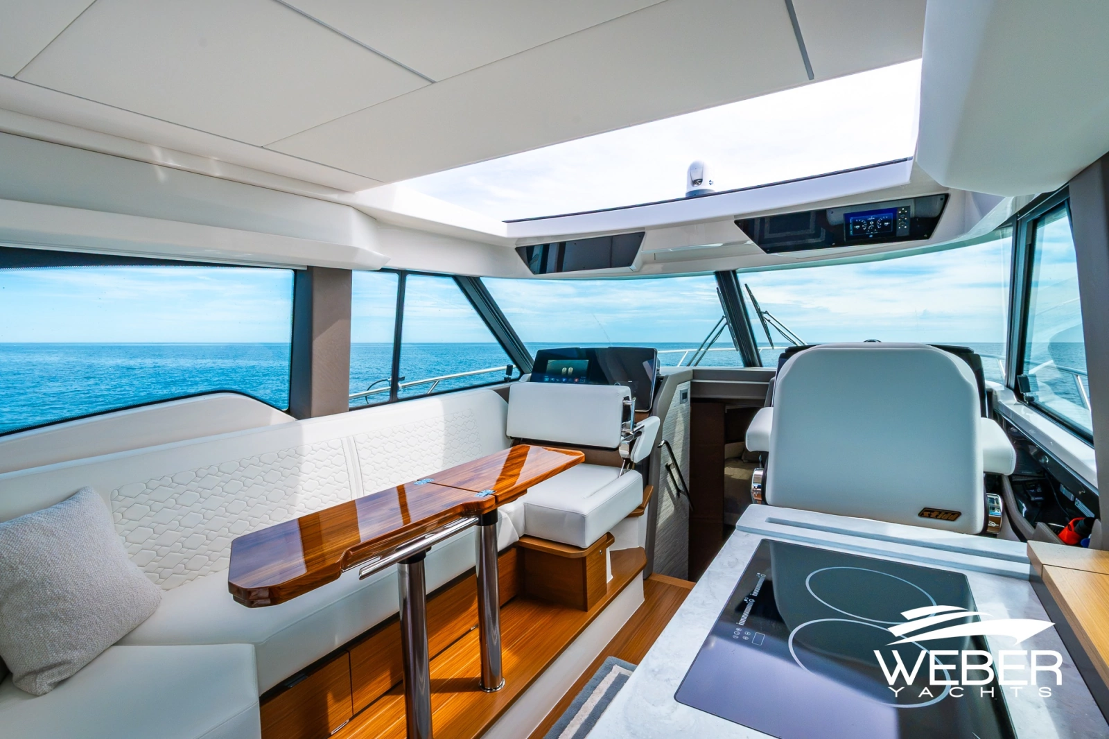 2026 Tiara Yachts 