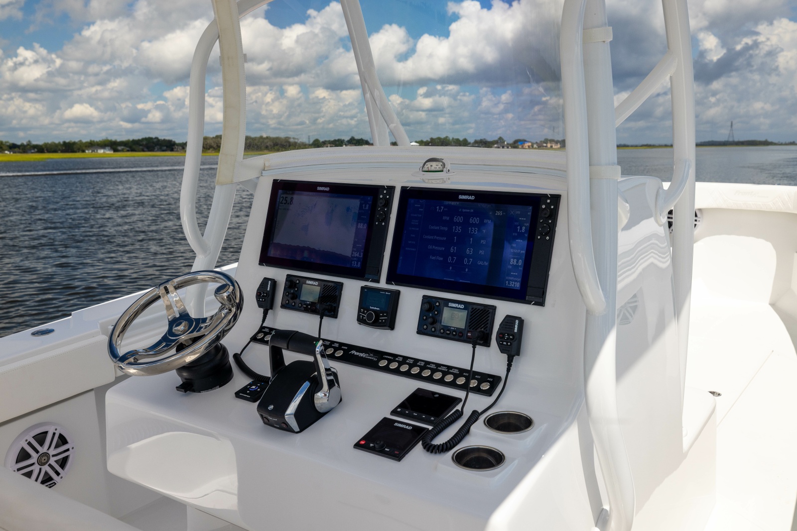 2025 Front Runner Center Console