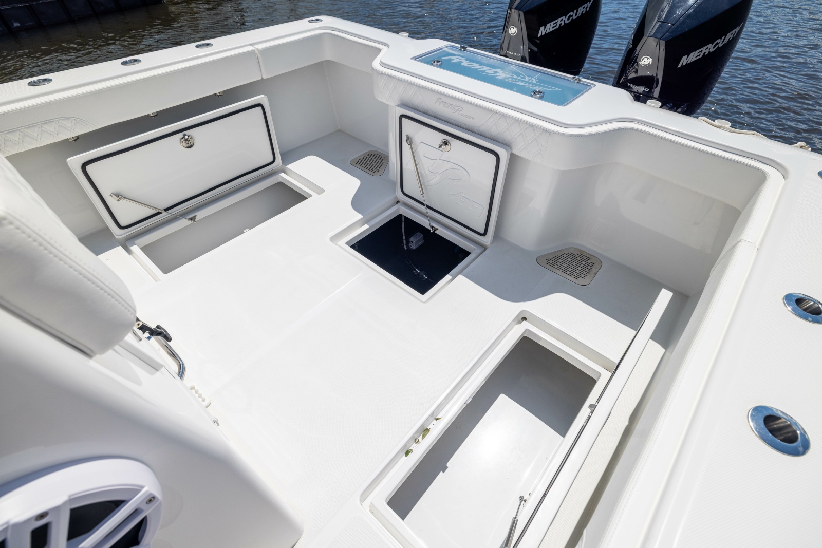 2025 Front Runner Center Console