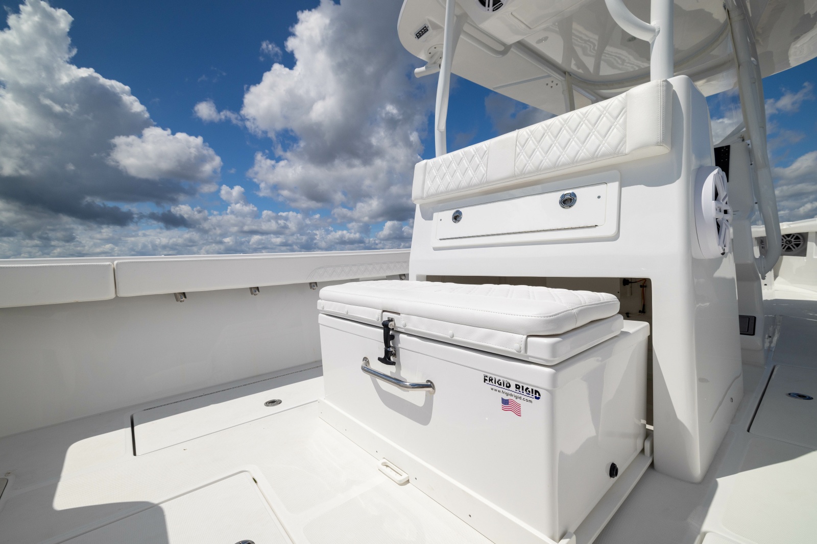 2025 Front Runner Center Console