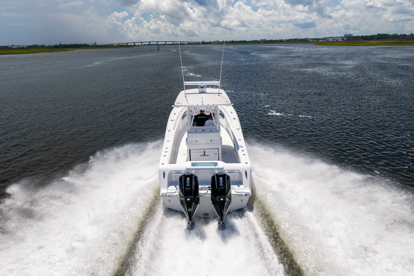 2025 Front Runner Center Console