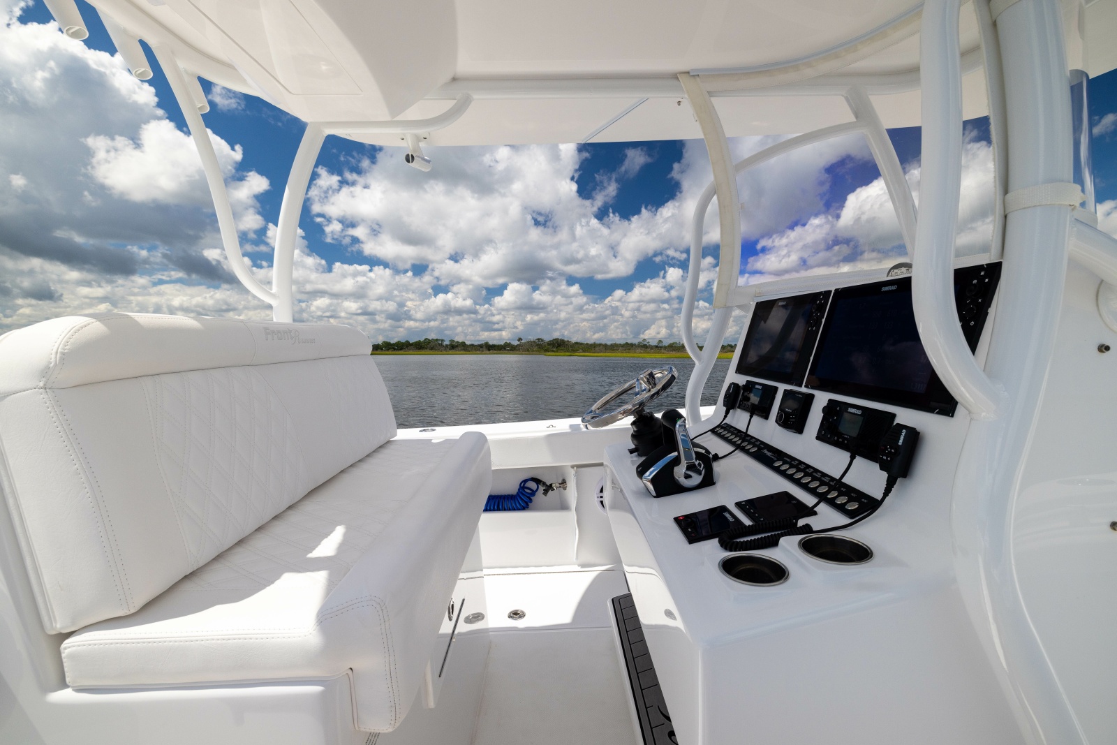 2025 Front Runner Center Console