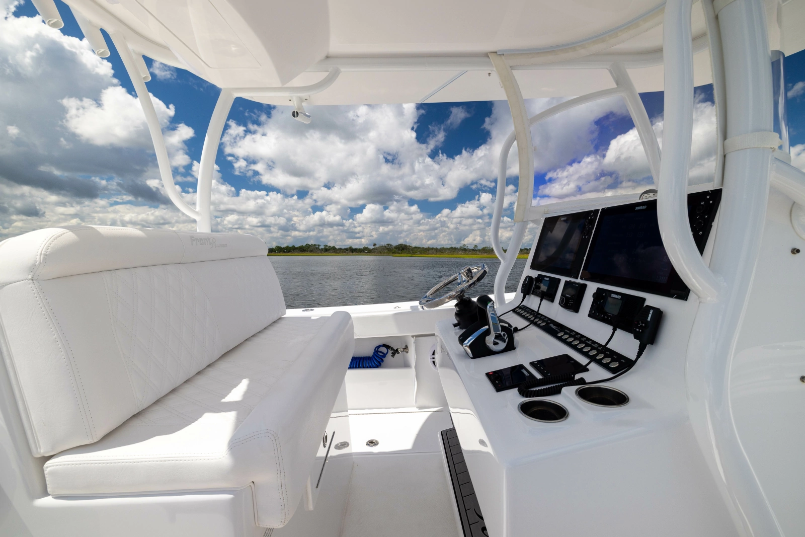 2025 Front Runner Center Console