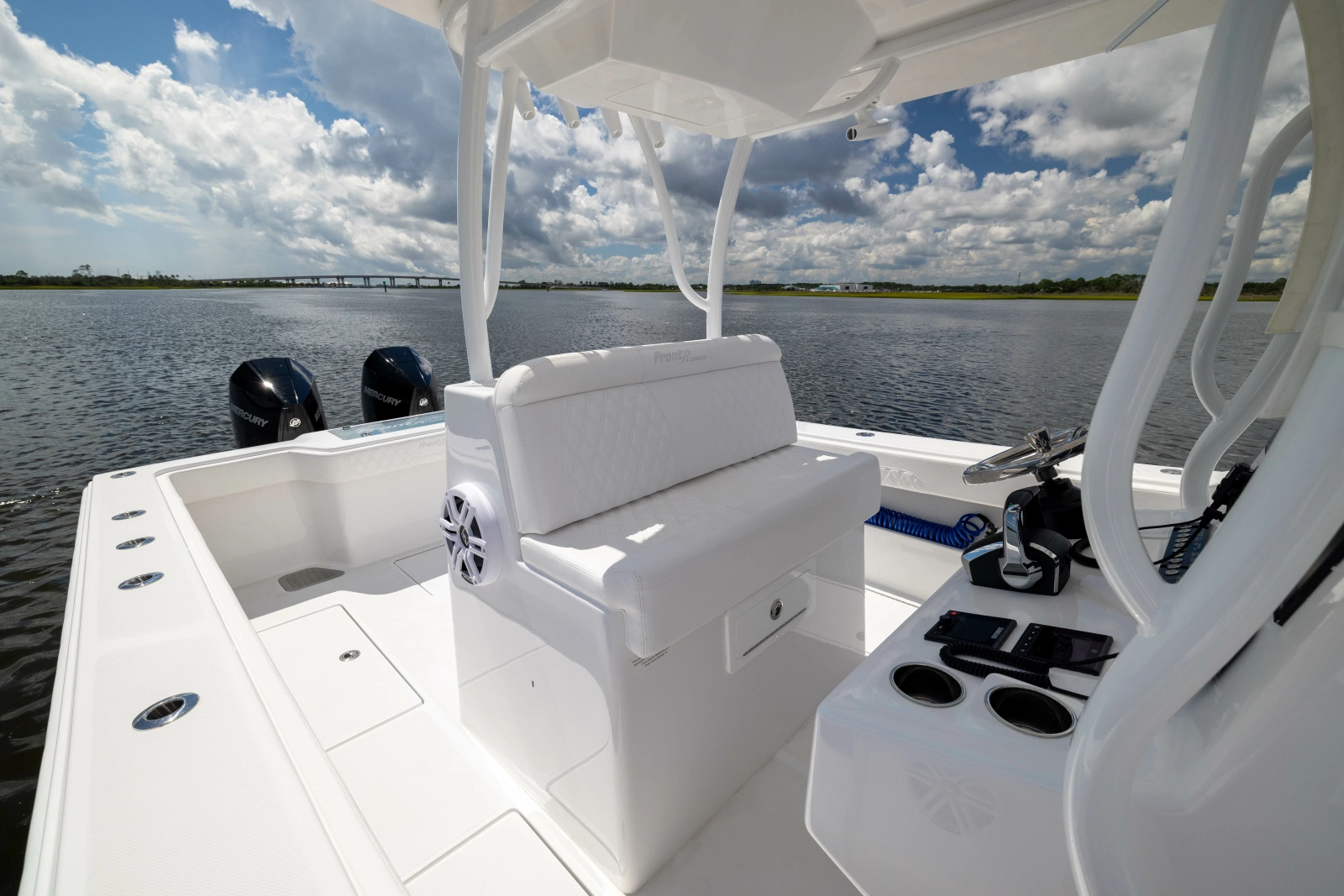 2025 Front Runner Center Console
