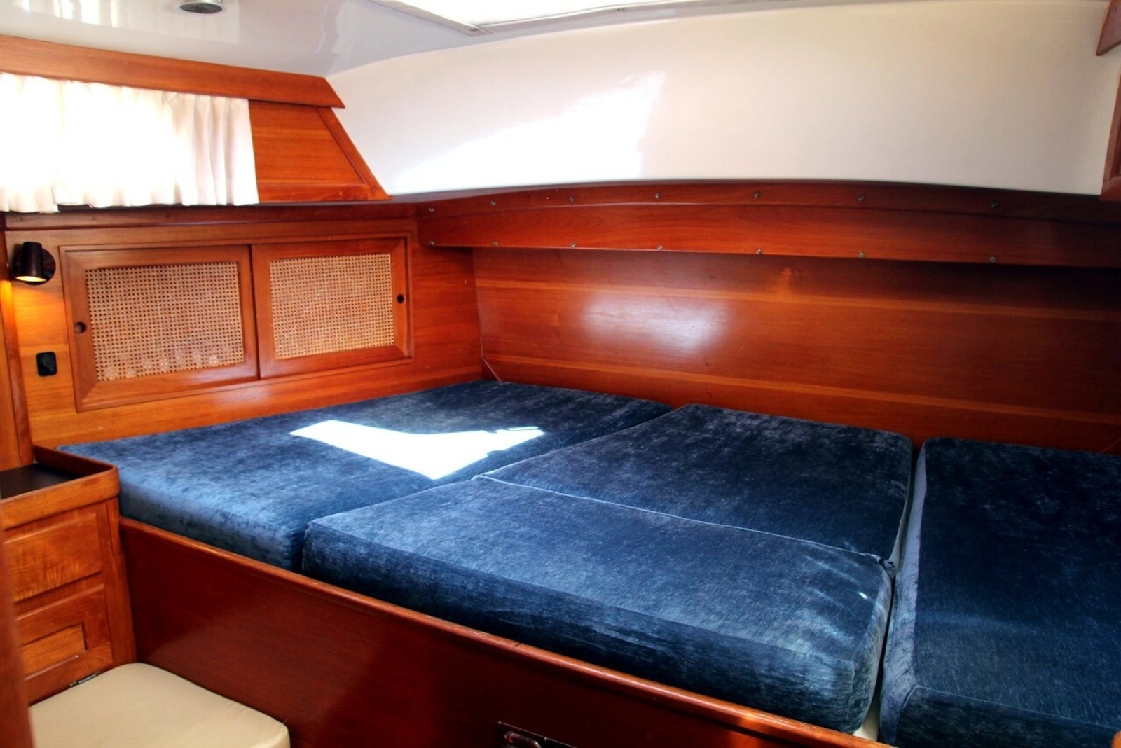 1982 Bristol 41.1