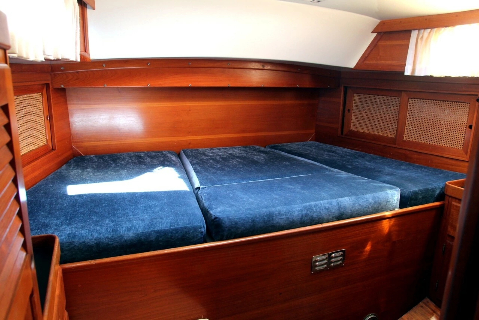1982 Bristol 41.1