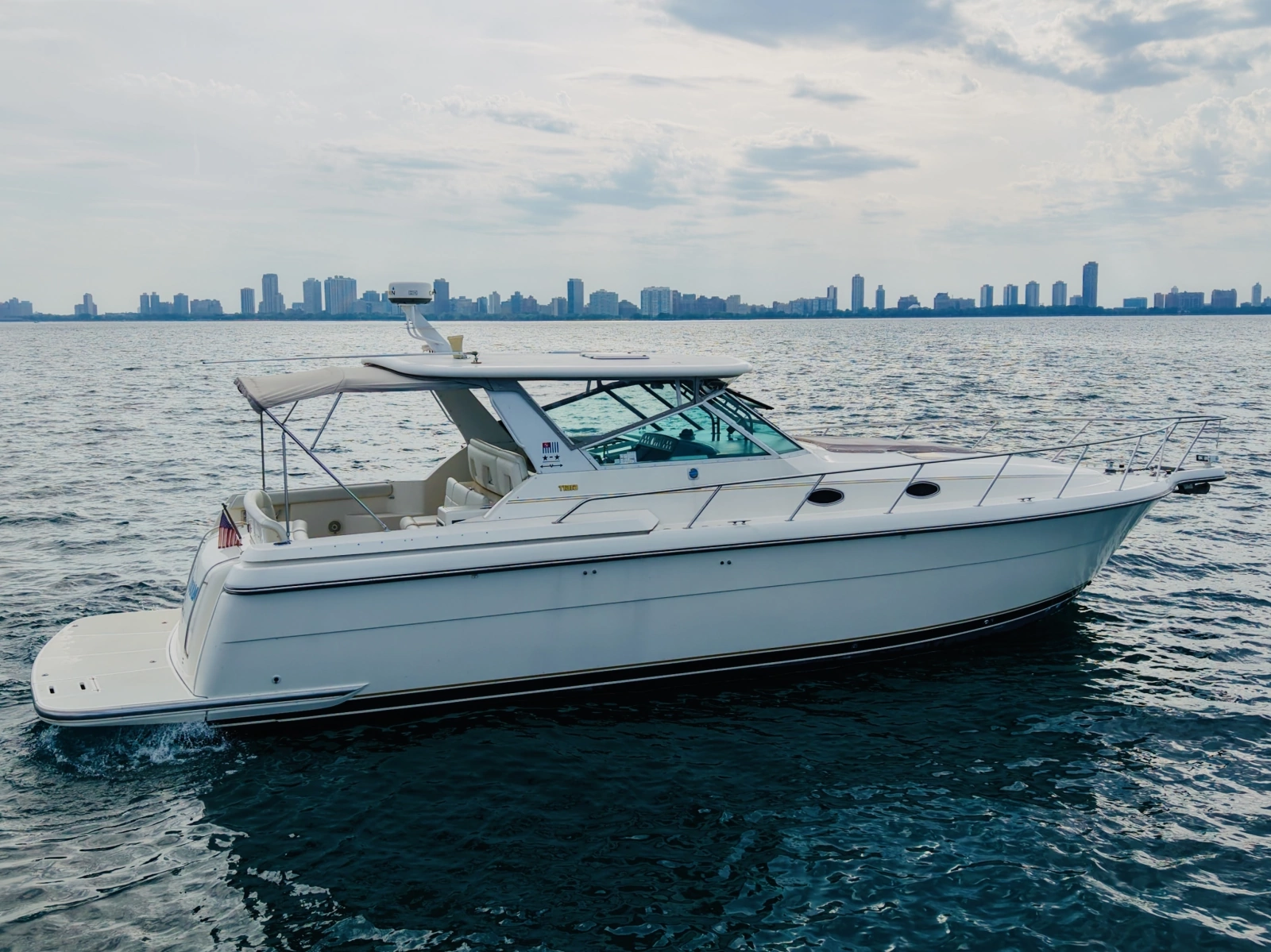 1997 Tiara Yachts 4000 Express