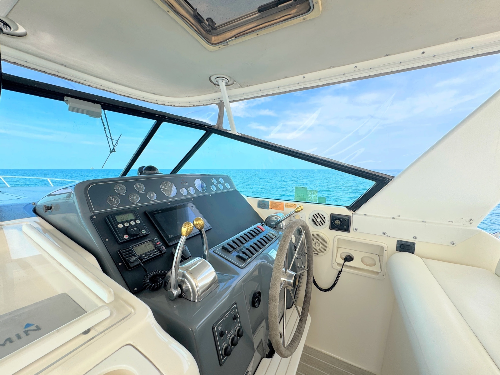 1997 Tiara Yachts 4000 Express