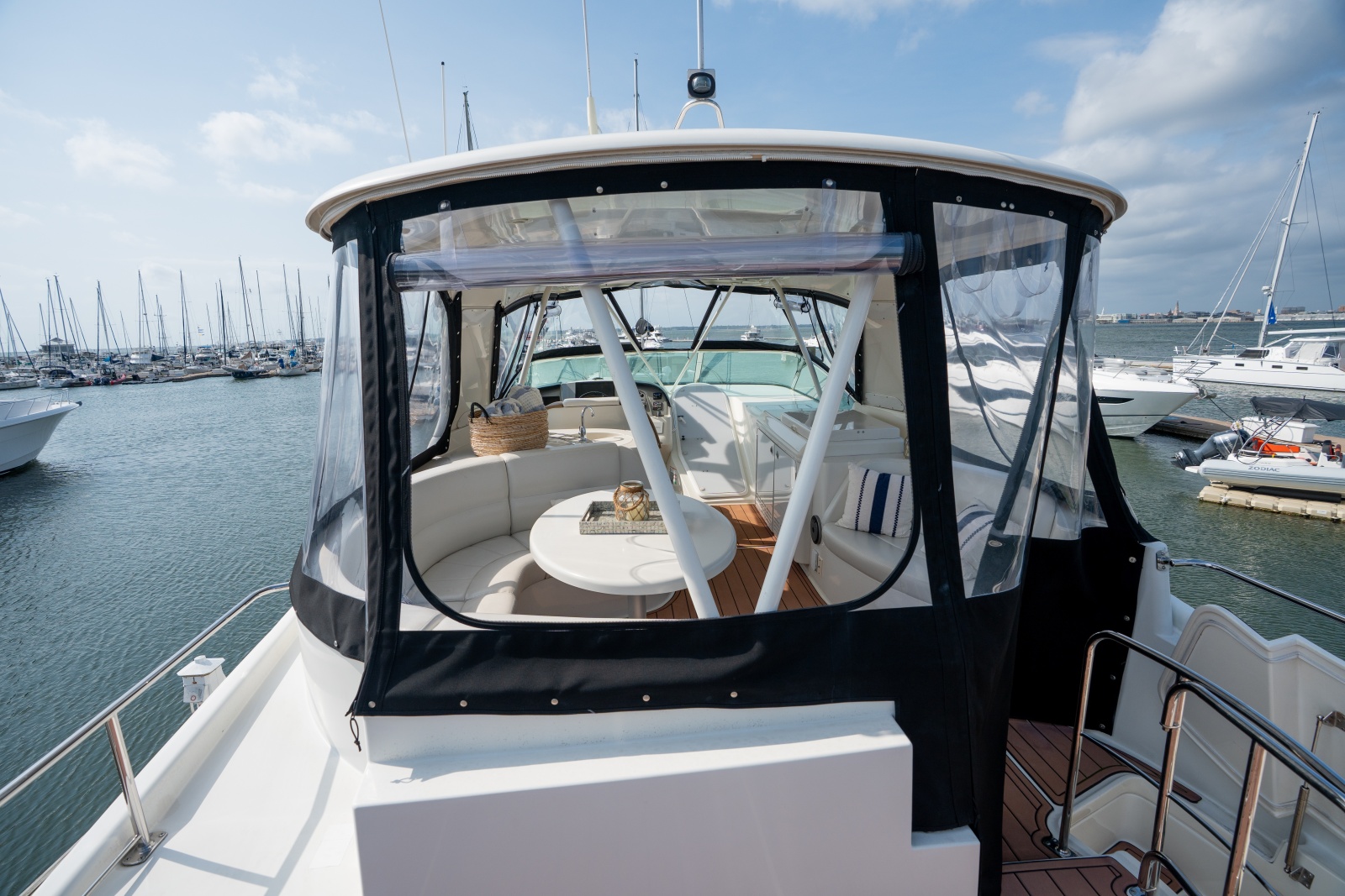 2007 Carver 56 Voyager SE