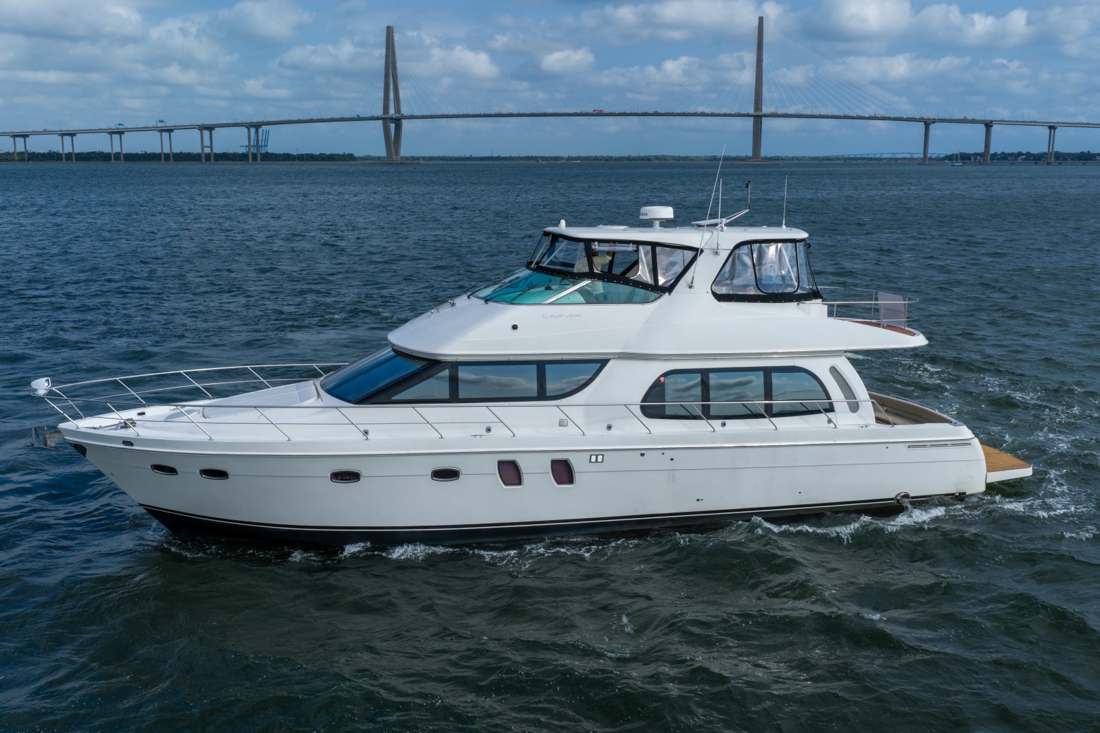 2007 Carver 56 Voyager SE